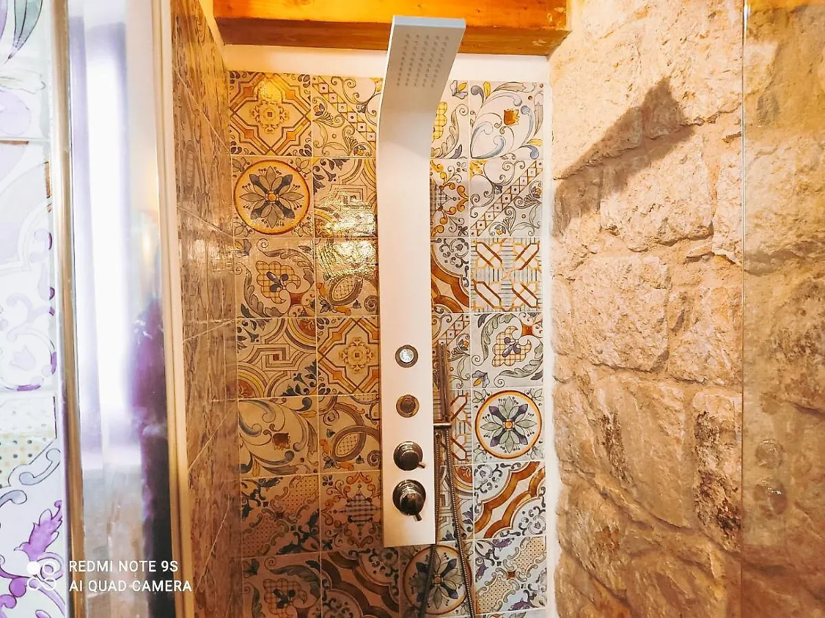 Casa vacanze Romantico Chalet in pietra da mille e una notte Petralia Soprana