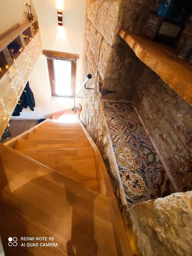 Casa vacanze Romantico Chalet in pietra da mille e una notte Petralia Soprana